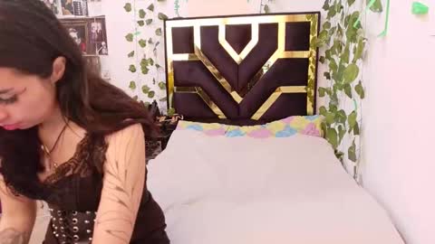 Snapshot of myagosling13 chatting on 09-28-25, 05:29 miagosling NTMU Dont forget follow me online show from 09-28-25, 05:29