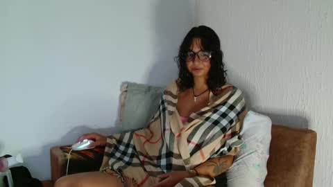 Snapshot of myamillor chatting on 02-16-26, 08:16 myamillor online show from 02-16-26, 08:16