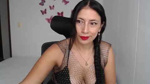 Snapshot of myc_sw_couple chatting on 01-25-25, 09:14 mary and charlie online show from 01-25-25, 09:14