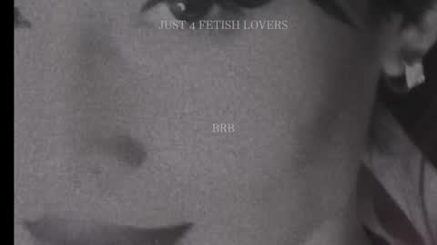 Snapshot of mydoc_lolac chatting on 10-22-25, 11:04 Lola online show from 10-22-25, 11:04