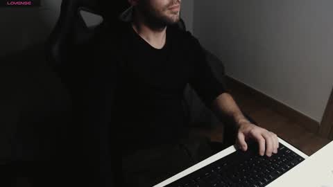 Juan  OF  myhairymacho online show from 03-02-25, 06:30