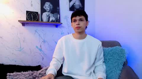 Mykel   online show from 10-21-25, 03:02