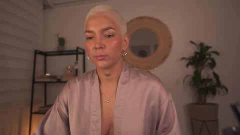 jacke BUNNY online show from 01-16-26, 02:04