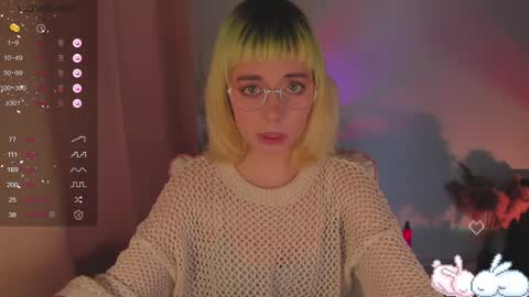 MylaFlores online show from 12-18-24, 08:42