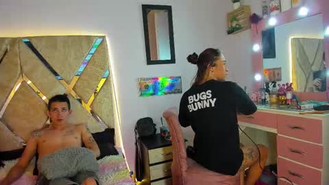 Myluandjack online show from 10-22-25, 11:37