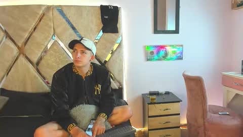 Myluandjack online show from 11-12-25, 08:59