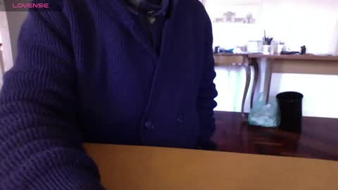 Snapshot of mynakedbeach chatting on 01-11-25, 08:11 Bi sexy guy lovense hush is on private is open or password show tip if you like. online show from 01-11-25, 08:11