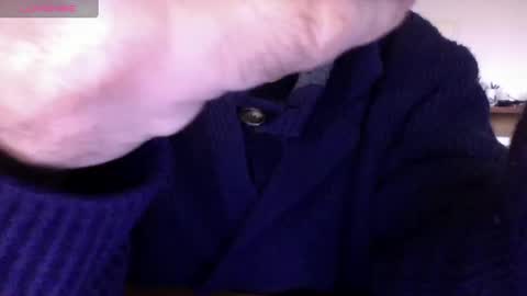 Snapshot of mynakedbeach chatting on 01-19-25, 09:11 Bi sexy guy lovense hush is on private is open or password show tip if you like. online show from 01-19-25, 09:11