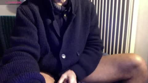 Snapshot of mynakedbeach chatting on 01-26-25, 09:51 Bi sexy guy lovense hush is on private is open or password show tip if you like. online show from 01-26-25, 09:51