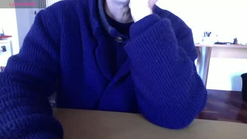 Snapshot of mynakedbeach chatting on 01-29-25, 09:01 Bi sexy guy lovense hush is on private is open or password show tip if you like. online show from 01-29-25, 09:01