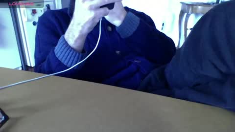 Snapshot of mynakedbeach chatting on 01-31-25, 08:43 Bi sexy guy lovense hush is on private is open or password show tip if you like. online show from 01-31-25, 08:43