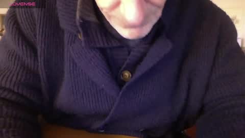 Snapshot of mynakedbeach chatting on 02-09-25, 08:33 Bi sexy guy lovense hush is on private is open or password show tip if you like. online show from 02-09-25, 08:33