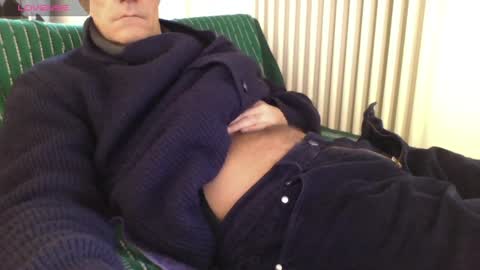 Snapshot of mynakedbeach chatting on 02-21-25, 09:24 Bi sexy guy lovense hush is on private is open or password show tip if you like. online show from 02-21-25, 09:24