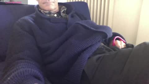 Snapshot of mynakedbeach chatting on 03-02-25, 02:54 Bi sexy guy lovense hush is on private is open or password show tip if you like. online show from 03-02-25, 02:54