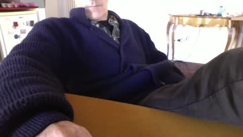 Snapshot of mynakedbeach chatting on 03-03-25, 07:21 Bi sexy guy lovense hush is on private is open or password show tip if you like. online show from 03-03-25, 07:21