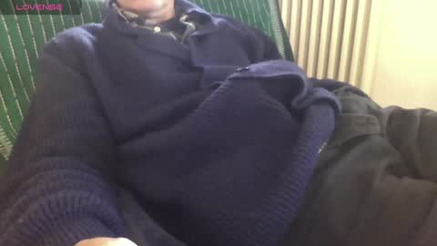 Snapshot of mynakedbeach chatting on 03-03-25, 02:15 Bi sexy guy lovense hush is on private is open or password show tip if you like. online show from 03-03-25, 02:15