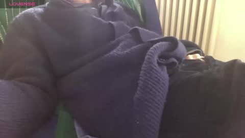 Snapshot of mynakedbeach chatting on 03-09-25, 01:59 Bi sexy guy lovense hush is on private is open or password show tip if you like. online show from 03-09-25, 01:59