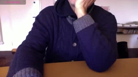 Snapshot of mynakedbeach chatting on 12-15-25, 07:01 Bi sexy guy lovense hush is on private is open or password show tip if you like. online show from 12-15-25, 07:01