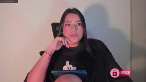 Bella online show from 02-18-25, 02:49