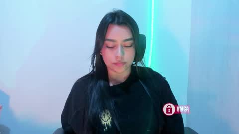 Bella online show from 09-24-25, 06:06