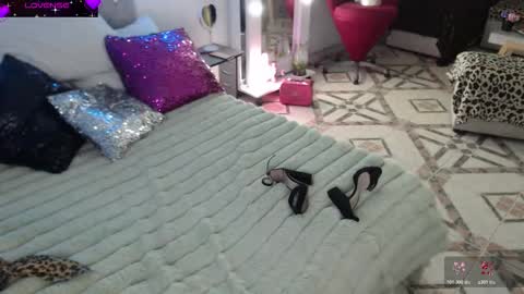 Myrna Sessions online show from 02-22-26, 03:29