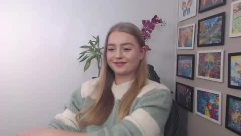 Erica online show from 12-06-24, 01:00