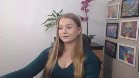 Erica online show from 03-06-25, 10:41