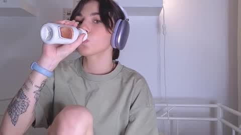 MILLI online show from 11-21-25, 09:08