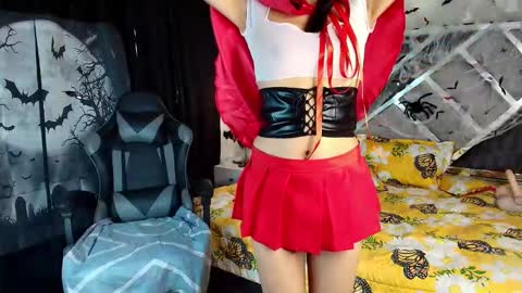 Snapshot of mysticmature chatting on 10-14-25, 07:25 Mystic online show from 10-14-25, 07:25