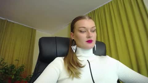 mysticvenus_ online show from 10-23-25, 01:54