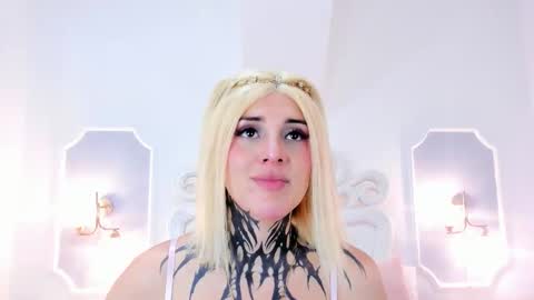 Snapshot of mystikdoll chatting on 09-30-25, 11:48 Misteika online show from 09-30-25, 11:48