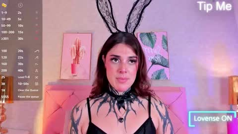 Snapshot of mystikdoll chatting on 11-09-25, 11:52 Misteika online show from 11-09-25, 11:52