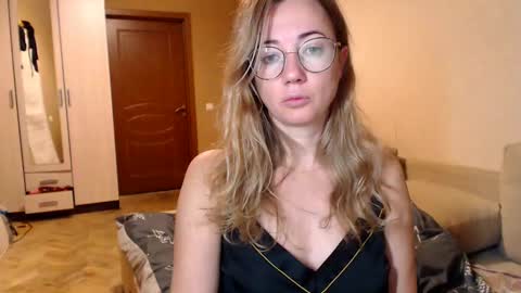 Maya online show from 12-04-24, 03:37