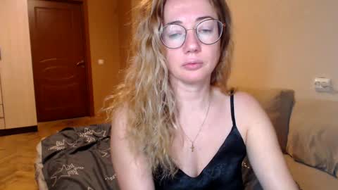 Maya online show from 01-17-25, 03:23