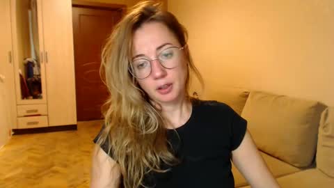 Maya online show from 01-19-25, 02:49