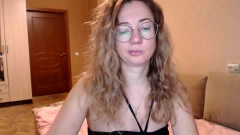 Maya online show from 02-14-25, 04:15