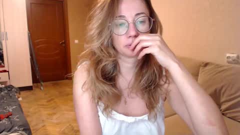 Maya online show from 03-12-25, 07:17