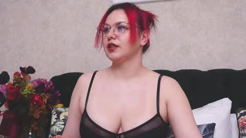 MystiqueRosee online show from 04-18-26, 07:51