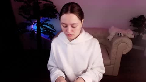 Eva  online show from 10-01-25, 02:50