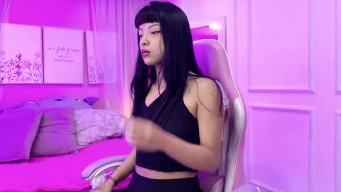 Snapshot of n0b_lela chatting on 02-23-26, 11:40 Lela online show from 02-23-26, 11:40