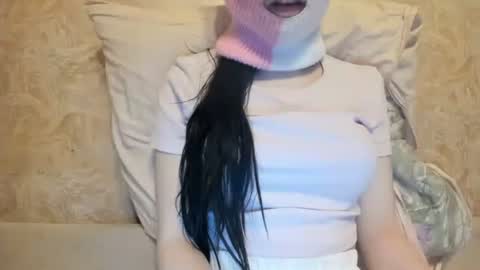 Snapshot of n33n33 chatting on 02-13-26, 04:08 n33n33 online show from 02-13-26, 04:08