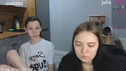 Vanessa and Julia  online show from 12-22-24, 08:14