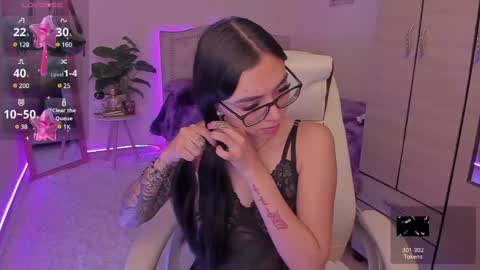 Snapshot of naath_ chatting on 01-03-25, 02:21 anny online show from 01-03-25, 02:21