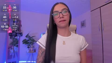 Snapshot of naath_ chatting on 01-12-25, 07:00 anny online show from 01-12-25, 07:00