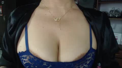 Nadia  online show from 02-16-25, 04:20