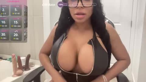 My real name is Angelina. Please say hello I like to chat with you. If you have requests or dirty talk please use tipnotes. online show from 02-05-26, 05:01