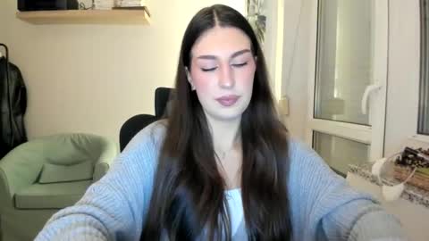 Nadiaaa006 online show from 11-18-25, 05:06