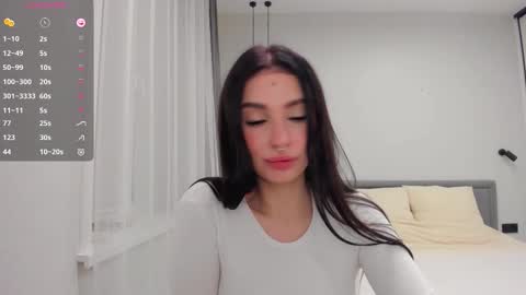 Nadya online show from 11-25-25, 01:33