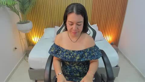 N A H I A online show from 02-12-25, 03:05