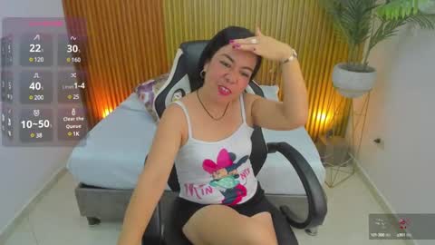 N A H I A online show from 02-22-25, 02:17